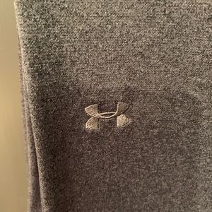 Women’s Under Armour pants, size XL. NWOT.